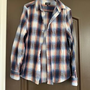 2x Long sleeved button downs (auto bundled)